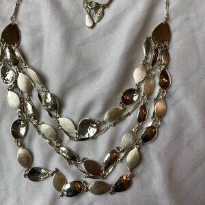 Beautiful White House‎ Black Market Layered Necklace